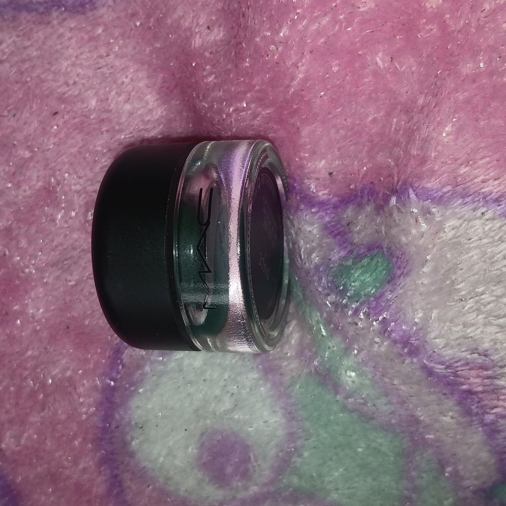 *RARE* MAC Fluidline "Shade" NWOB